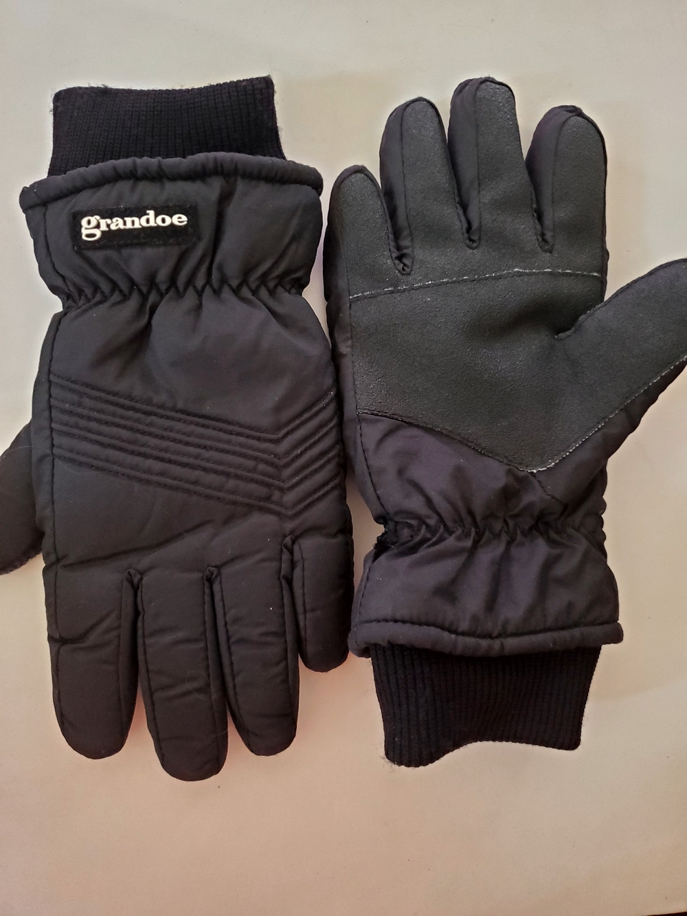 Grandoe Vapor Barrier Black Insulated Textured Winter Ski  Snow Gloves, W Medium